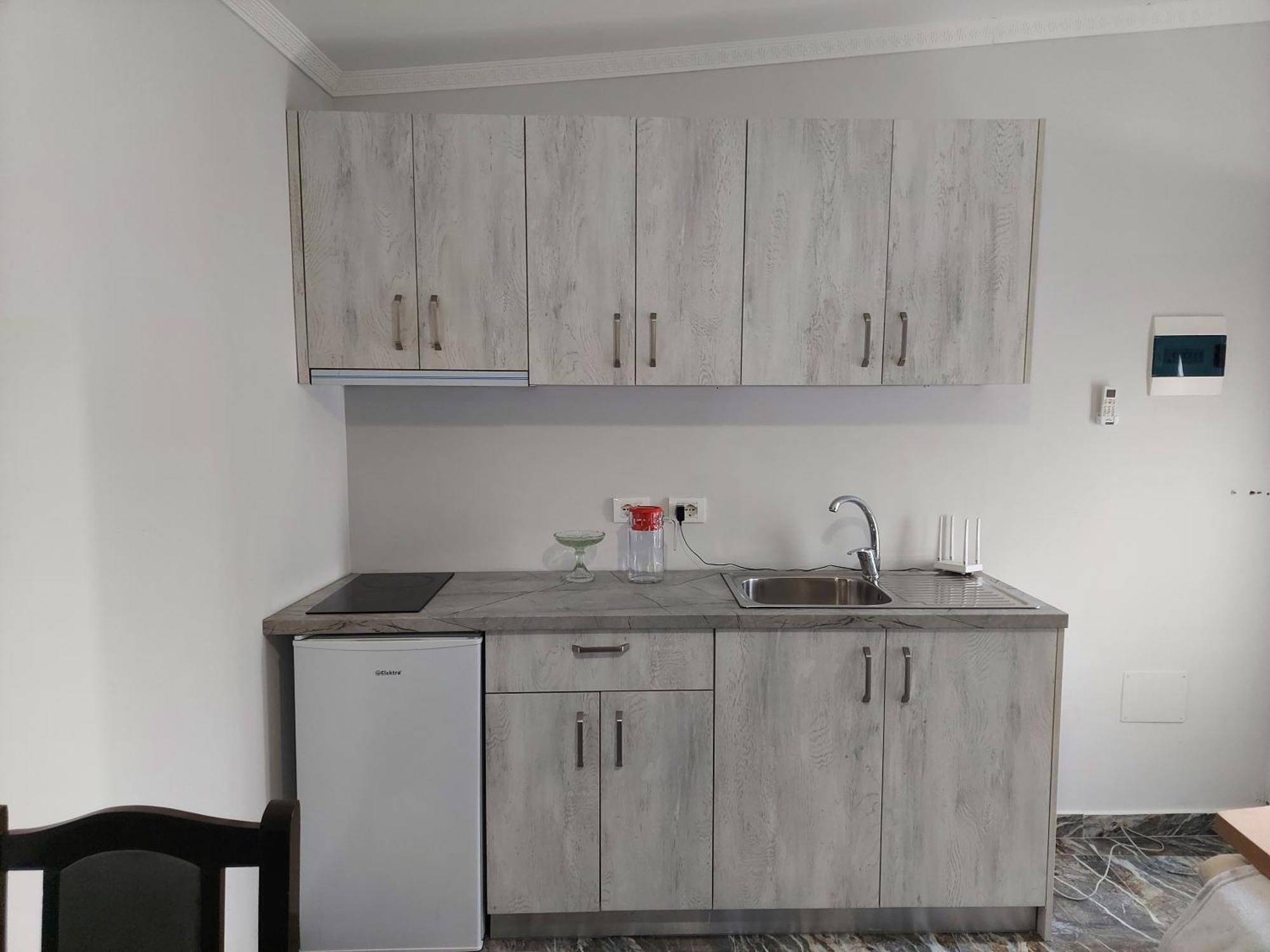 Hotel Fama Shkallnur Bagian luar foto