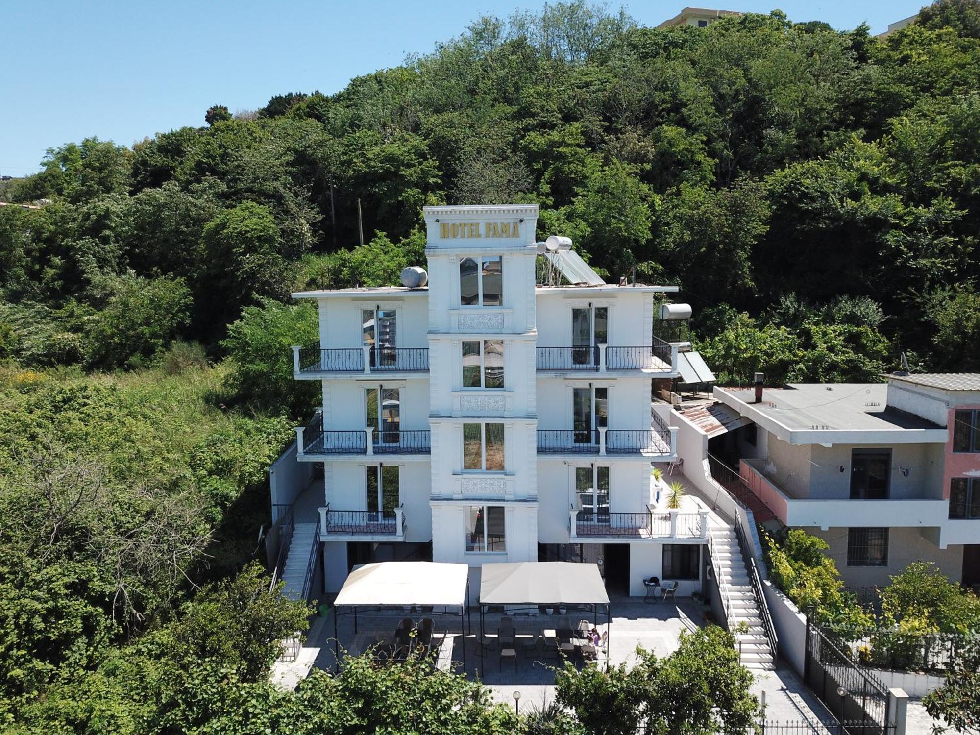 Hotel Fama Shkallnur Bagian luar foto